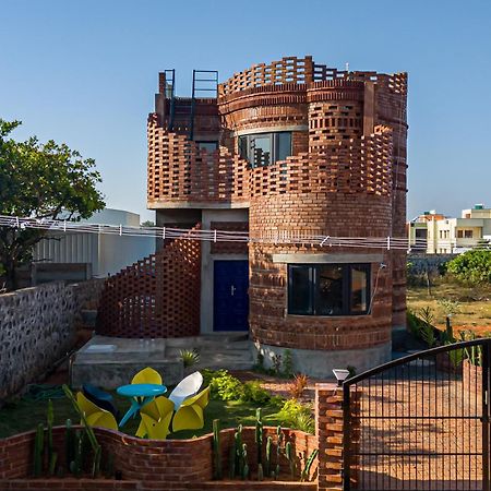 Pool Villa-House Of The Dancing Cactus Pondicherry Exteriör bild
