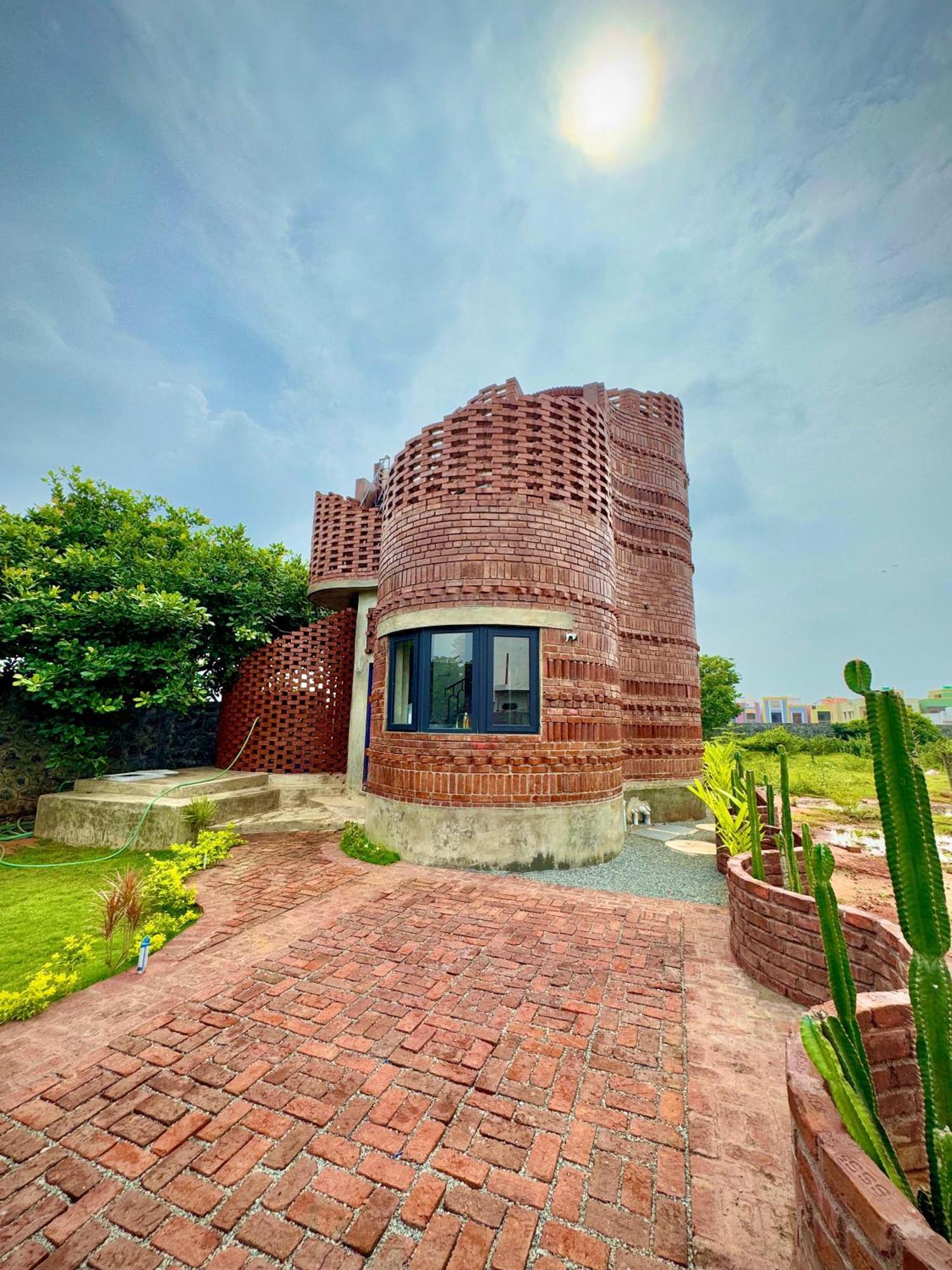 Pool Villa-House Of The Dancing Cactus Pondicherry Exteriör bild